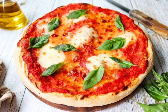 Pizza Clásica